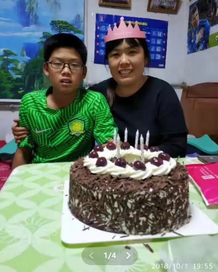  郭嘉璇母親曬照悼念兒子：璇兒生日快樂，希望天堂幸福