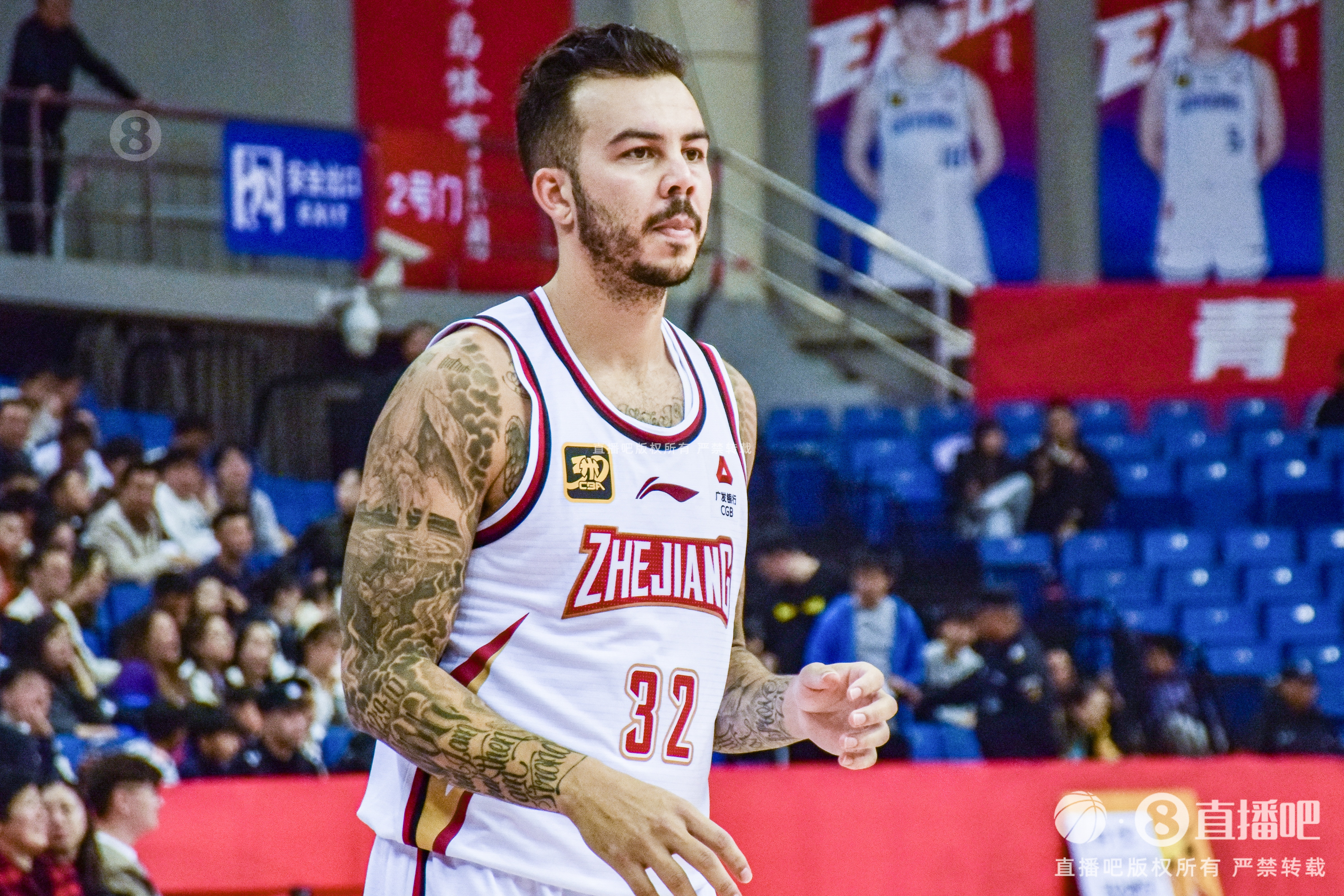  手感炸裂結(jié)果空砍！約克21中13&三分15中7空砍38分 另有6板8助