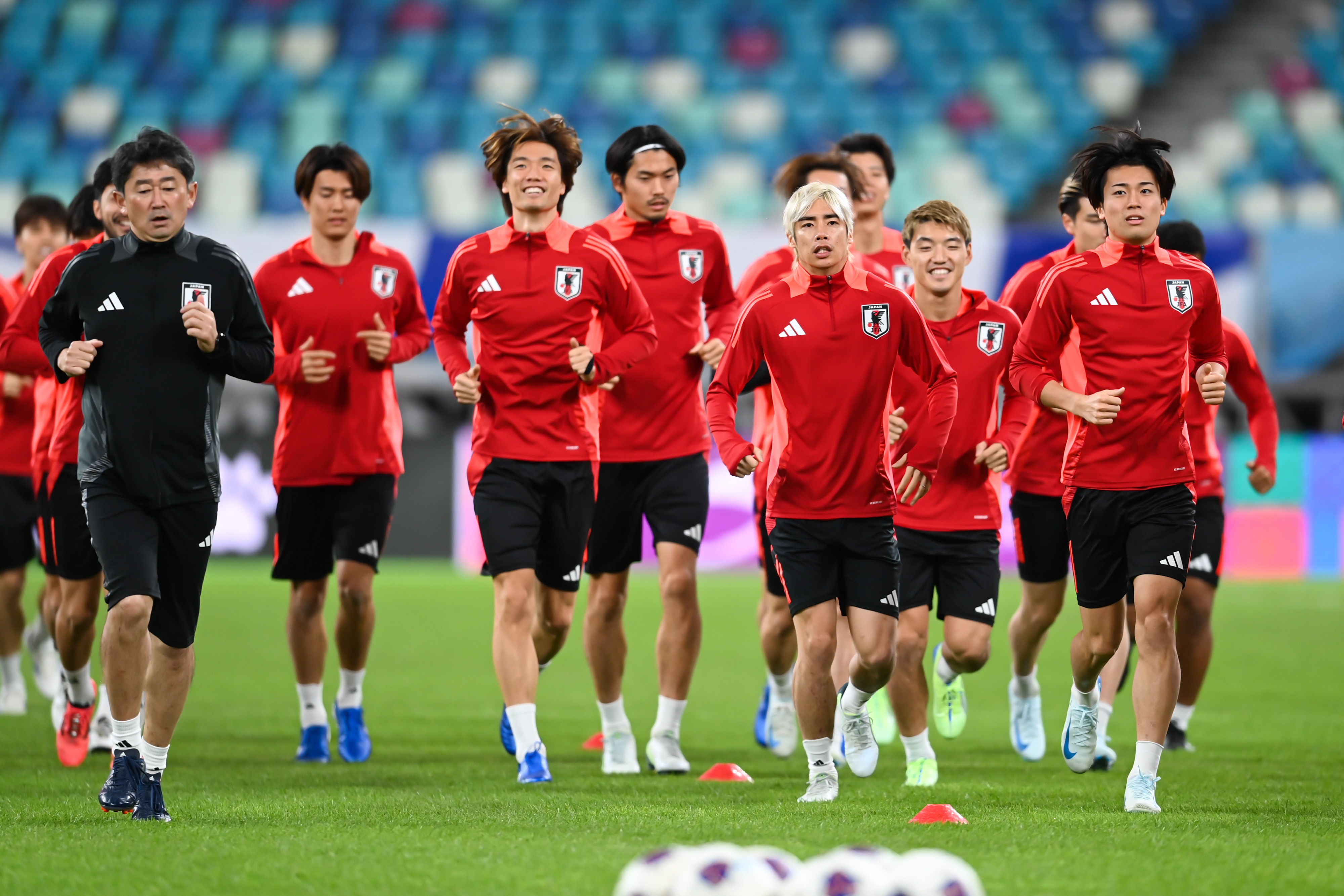  日媒：日本隊(duì)27人今日集結(jié)，除前田大然、長(zhǎng)友佑都外都參加了集訓(xùn)